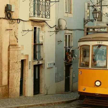 Casa Do Castel - 1st Floor Gem In Arroios Appartement Lisboa